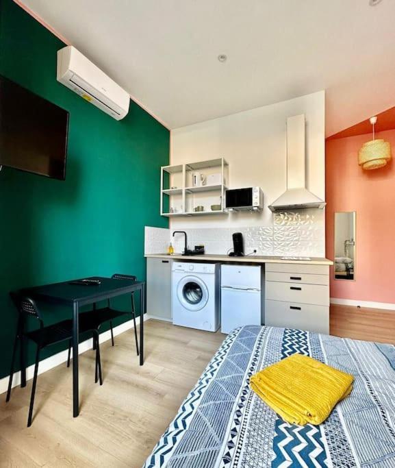 Petit Studio Cosy - Proche Gare Toulon Exterior photo